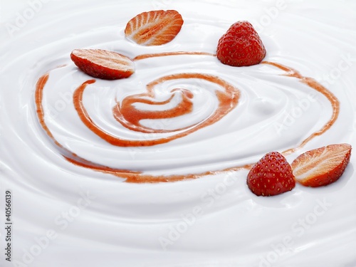 Photo: Natural yogurt with strawberries and strawberry sauce Natural yogurt with strawberries and strawberry sauce