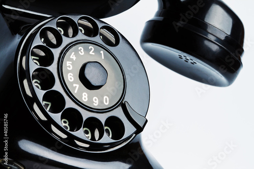 Foto: altes, antikes Telefon altes, antikes Telefon