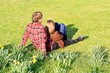 junges Paar beim Entspannen