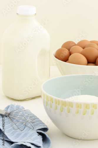 Foto: fresh eggs, milk and flour fresh eggs, milk and flour
