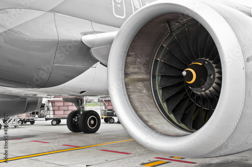 Photo: airplane engine airplane engine