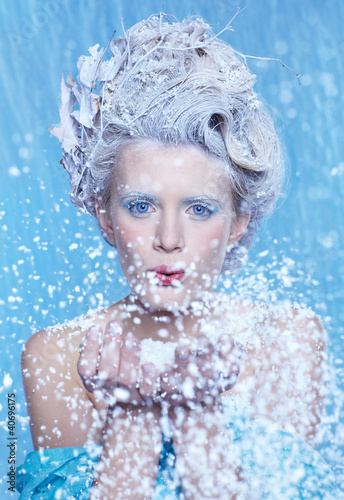 Photo: frozen fairy frozen fairy