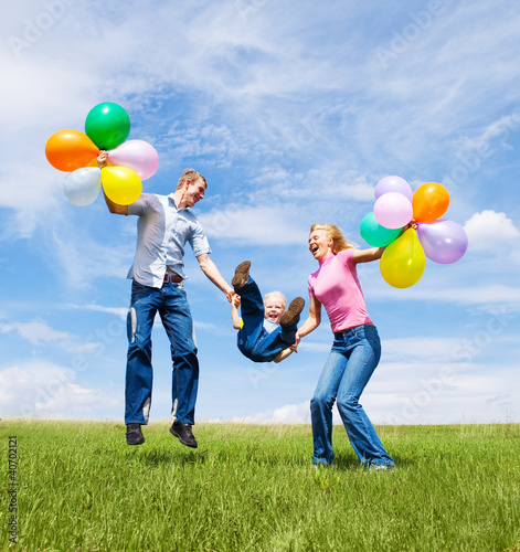 Foto: family outdoor family outdoor