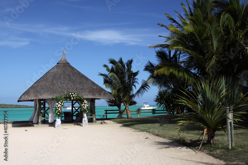 Photo: Hochzeitspavillon am Strand von Mauritius Hochzeitspavillon am Strand von Mauritius