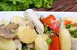 Gnocchi mit Hähnchengeschnetzeltes und buntem Sommergemüse