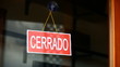 Open and closed signs (español)