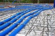 baustelle verlegte rohre in filigrandecke III
