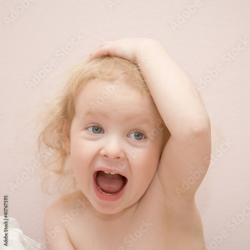 Photo: baby girl had a headache baby girl had a headache