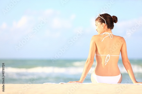 Foto: Beach holidays woman Beach holidays woman