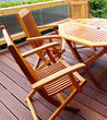 Holzterrassenmöbel frisch geölt