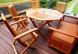 Holzterrassenmöbel frisch geölt