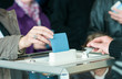 women 's hand vote