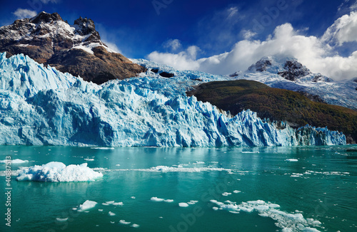 Photo: Spegazzini Glacier, Argentina Spegazzini Glacier, Argentina