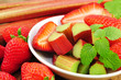 Rhabarber mit Erdbeeren