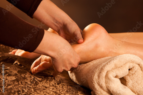 Photo: foot massage foot massage