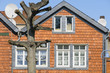 Historische Fassade mit Holzschindeln