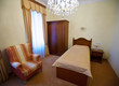 bedroom with  single bed