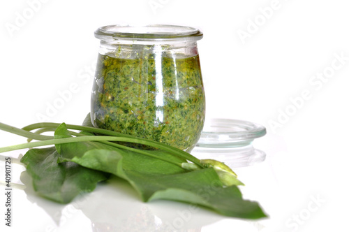 Photo: Frischgemachte Bärlauchpesto Frischgemachte Bärlauchpesto
