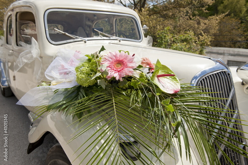 Photo: Voiture de la mariée Voiture de la mariée