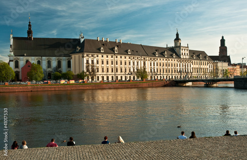 Photo: Studenci nad rzeką Studenci nad rzeką