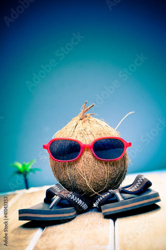 Photo: Coconut gent out sightseeing Coconut gent out sightseeing