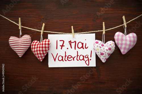 Photo: 4 Stoffherzen mit Vatertag 4 Stoffherzen mit Vatertag