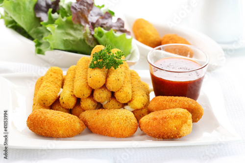 Foto: Fried cheese sticks Fried cheese sticks