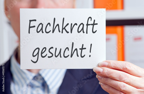 Photo: Fachkraft gesucht ! Fachkraft gesucht !