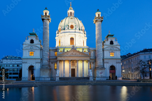 Photo: Karlskirche am Abend Karlskirche am Abend