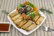 Rollos de verdura con champiñones, vegetariano.