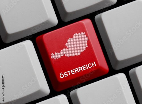 Illustration: Österreich - Umriss auf Tastatur Österreich - Umriss auf Tastatur