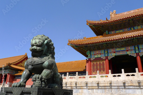 Photo: An imperial guardian lion in front of the gate of Supreme Harmon An imperial guardian lion in front of the gate of Supreme Harmon