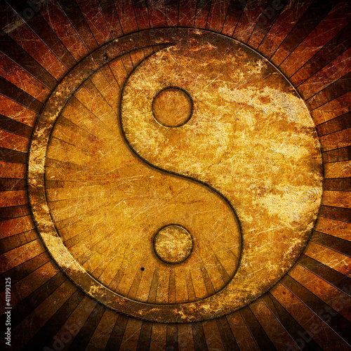 Illustration: Grunge yin yang symbol Grunge yin yang symbol