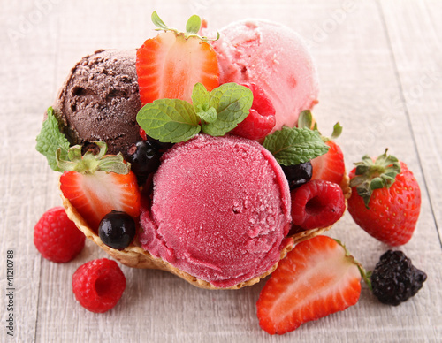 Photo: scop of ice cream and berries scop of ice cream and berries