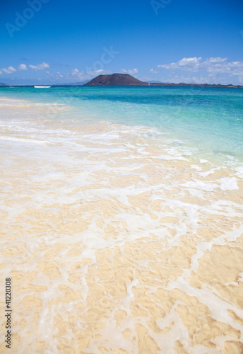 Photo: Northern Fuerteventura, Corralejo Flag Beach, Isla de Lobos and Northern Fuerteventura, Corralejo Flag Beach, Isla de Lobos and