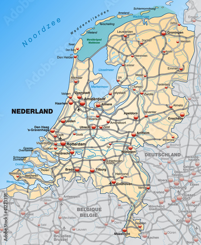 Vector: Landkarte der Niederlande mit Autobahnen und Nachbarländern Landkarte der Niederlande mit Autobahnen und Nachbarländern