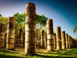 Foto: Chichen Itza, Columns in the Temple of a Thousand Warriors Chichen Itza, Columns in the Temple of a Thousand Warriors