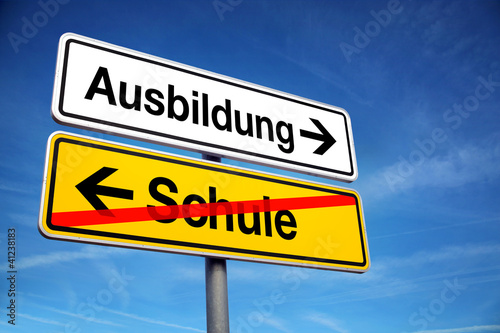 Foto: Ausbildung und Schule Ausbildung und Schule