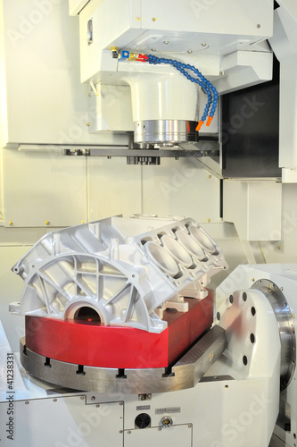 Foto: CNC-Fräse CNC-Fräse