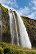 cascata di Seljalandsfoss nel sud dell'Islanda cascata di Seljalandsfoss nel sud dell'Islanda