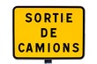 Panonceau temporaire indicateur de sortie de camions