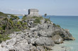 Ruinas de construcción maya en Tulúm México