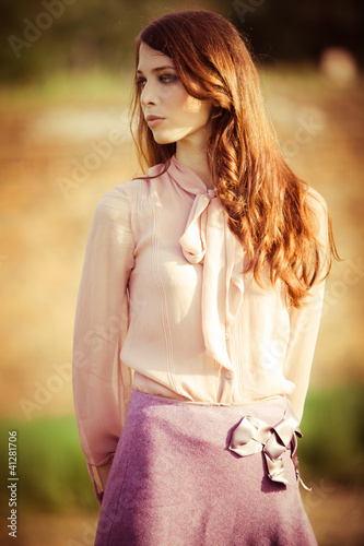 Photo: elegant woman outdoor elegant woman outdoor