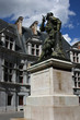 Statue du Chevalier de Bayard, place Saint- André