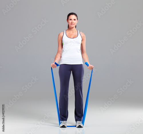 Photo: Training mit Theraband 6 Training mit Theraband 6