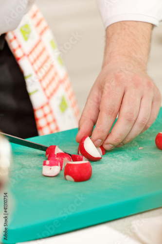 Foto: Chef preparing food Chef preparing food