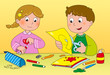 Bambini che giocano con carta, forbici, colla e pennelli. Bambini che giocano con carta, forbici, colla e pennelli.