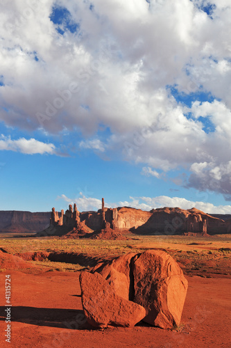 Photo: The cliffs of various forms of Monument Valley The cliffs of various forms of Monument Valley