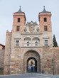 entrada a la juderia de toledo españa