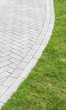Photo: Halb Gras - Halb Stein Halb Gras - Halb Stein